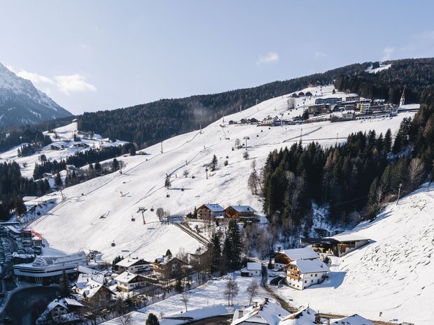 Die vier Häuser unserer Unterkunft im Pustertal Die vier Häuser unserer Unterkunft im Pustertal