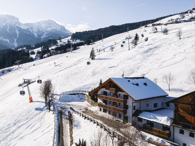 Die vier Häuser unserer Unterkunft im Pustertal Die vier Häuser unserer Unterkunft im Pustertal