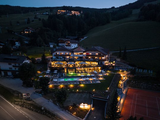 Willkommen in Olang: Hotel Christoph Willkommen in Olang: Hotel Christoph