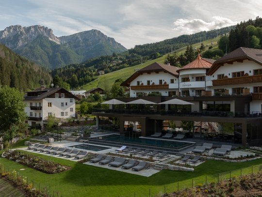 Willkommen in Olang: Hotel Christoph Willkommen in Olang: Hotel Christoph