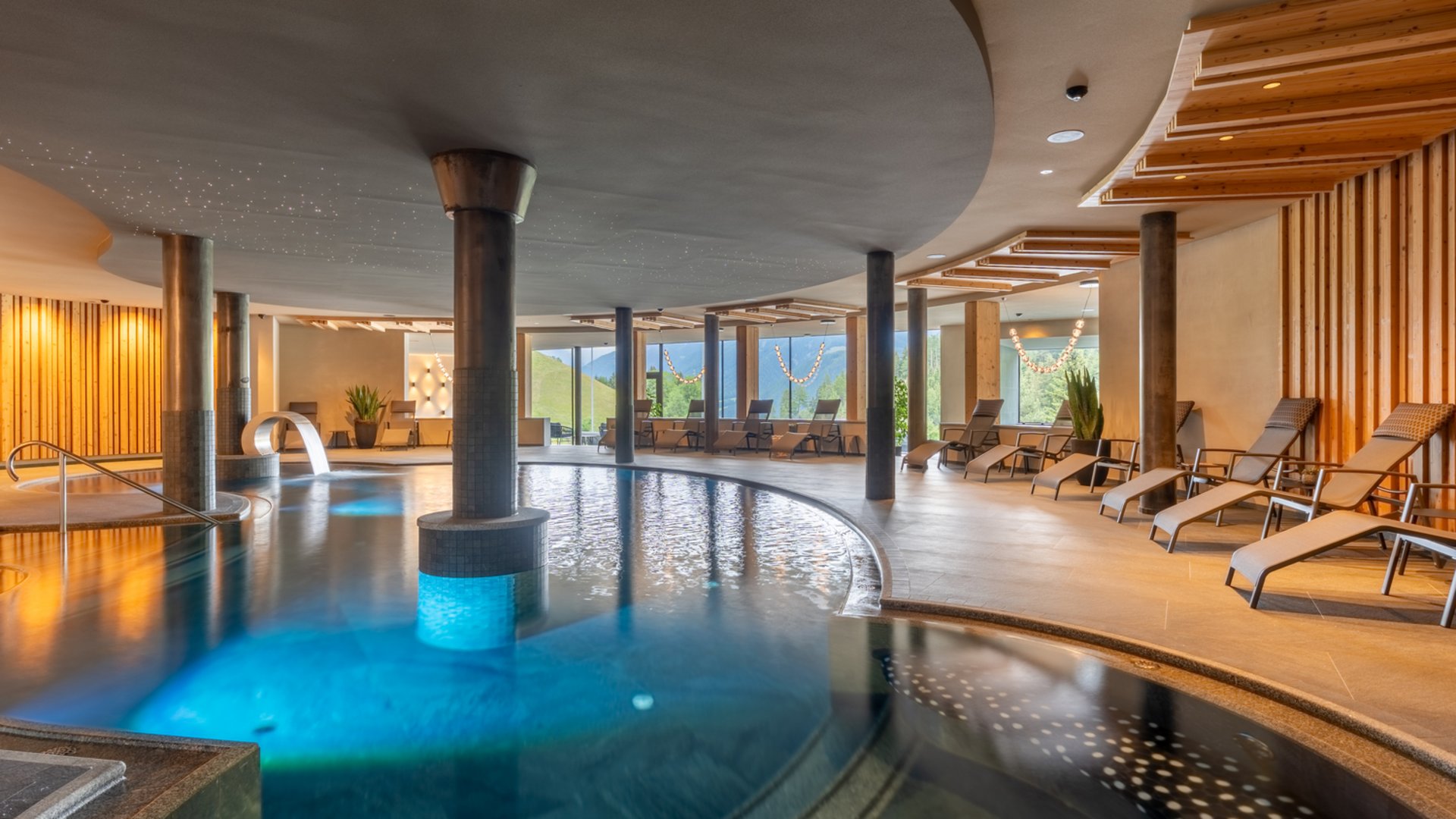 Welcome to Hotel Christoph in Olang, Plan de Corones/Kronplatz Welcome to Hotel Christoph in Olang, Plan de Corones/Kronplatz