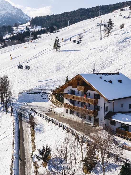 4-Sterne-Hotel am Kronplatz: Ihr perfektes Urlaubszuhause 4-Sterne-Hotel am Kronplatz: Ihr perfektes Urlaubszuhause
