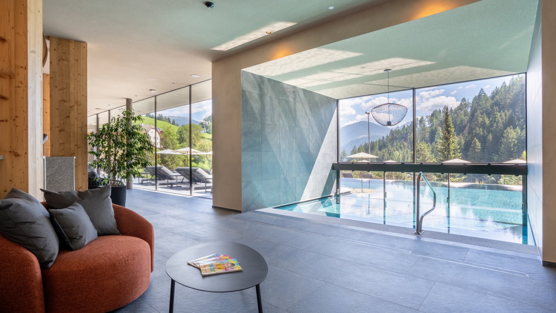 Welcome to Hotel Christoph in Olang, Plan de Corones/Kronplatz Welcome to Hotel Christoph in Olang, Plan de Corones/Kronplatz